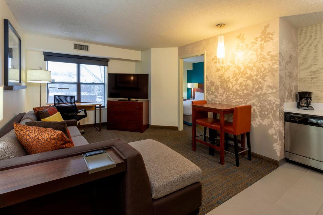 Residence Inn Minneapolis St. Paul/Roseville Exterior foto